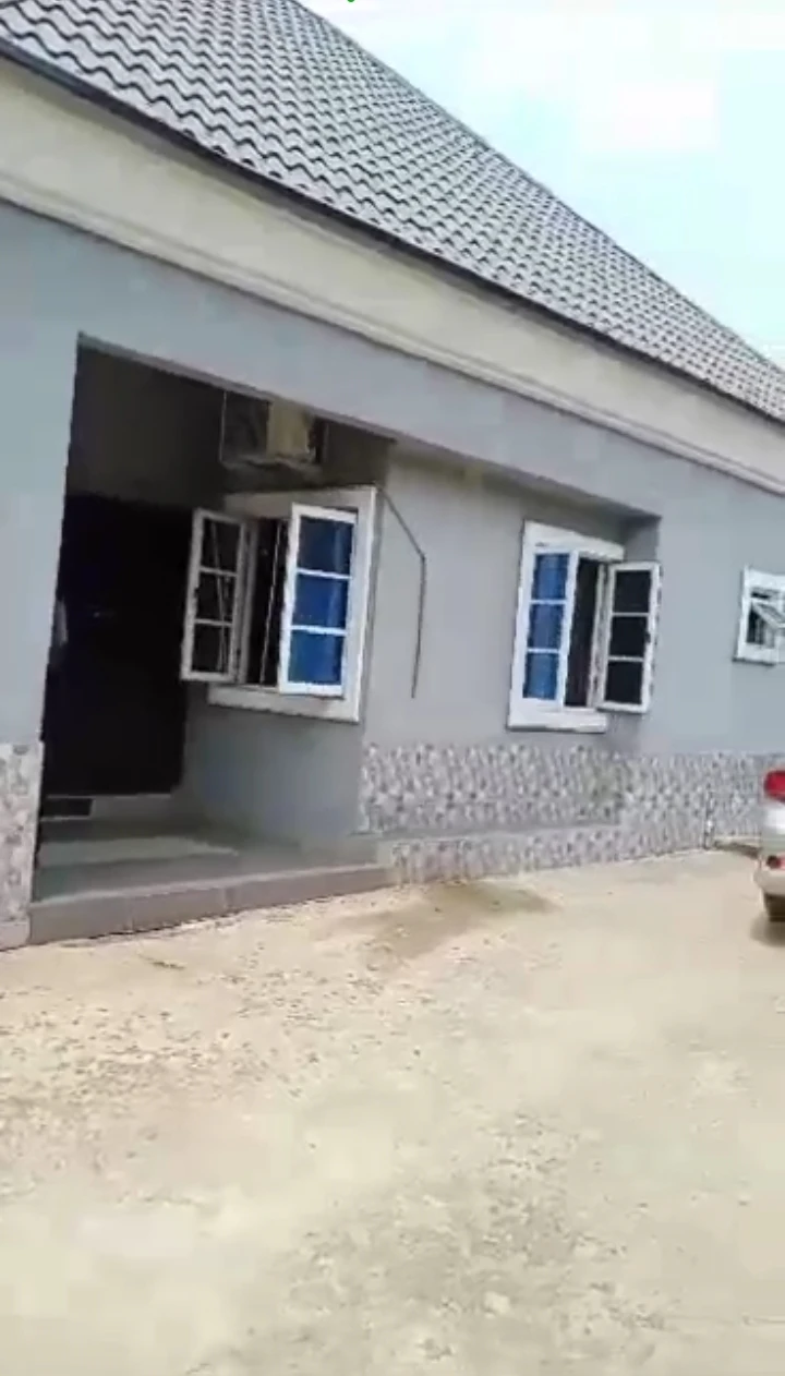 2 Bedroom Flat for Sale in Stadium Road, Akwa Ibom