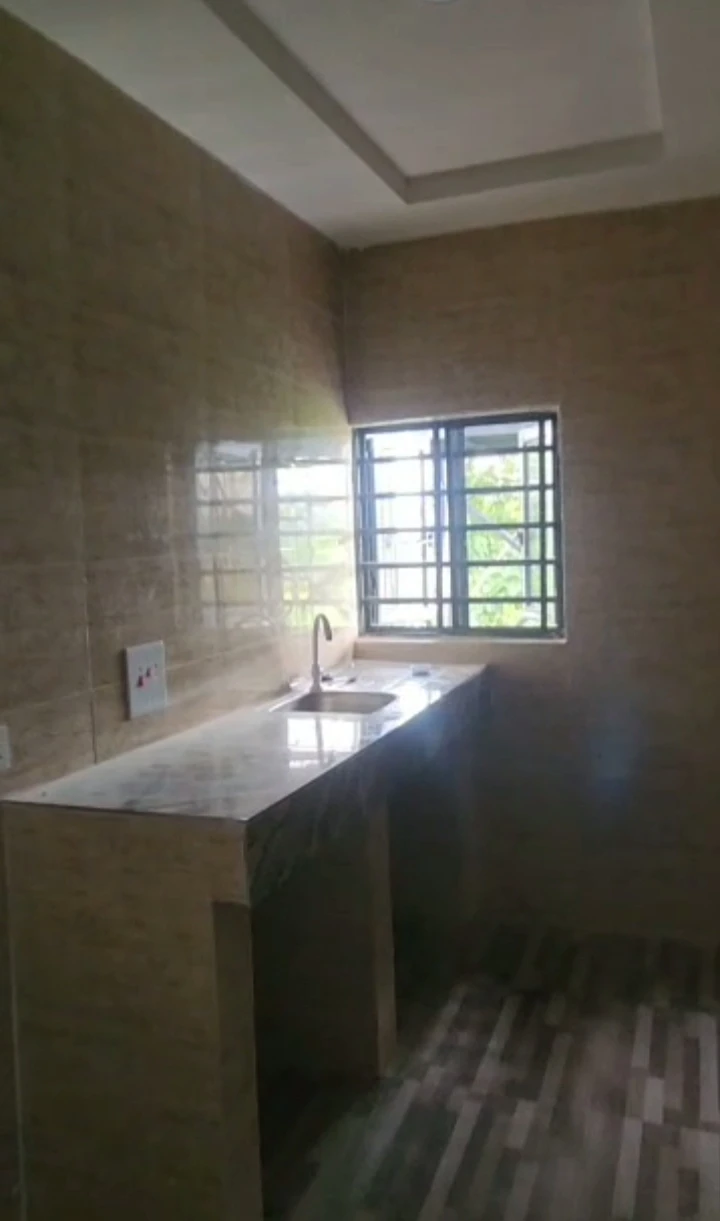 1 Bedroom Flat for Rent in Jeddo, Delta - Image 2