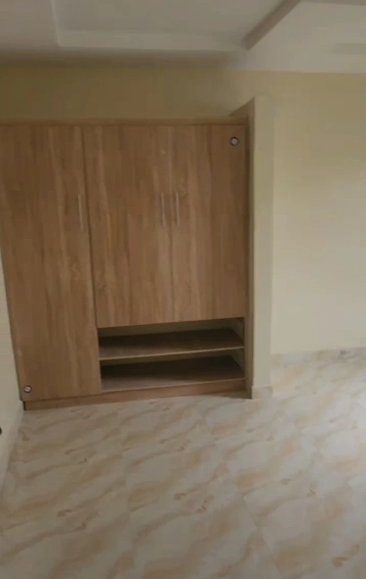 1 Bedroom Flat for Rent in Jeddo, Delta - Image 4