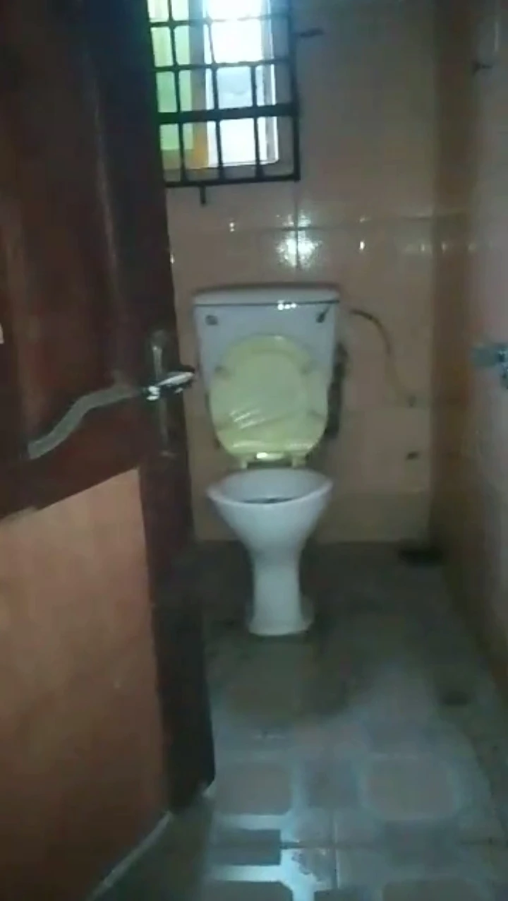 3 Bedroom Flat for Rent in Refinery road, Delta - Image 3