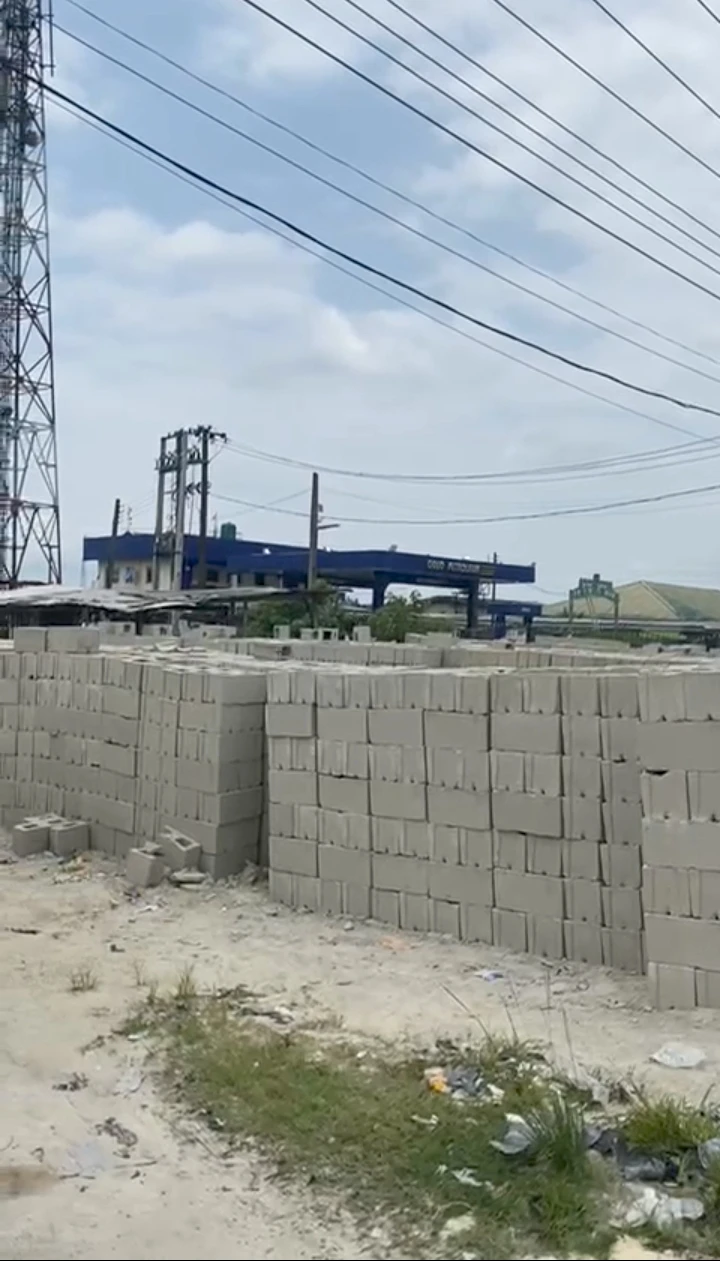 Land for Sale in Warri Delta state, Delta - Image 1