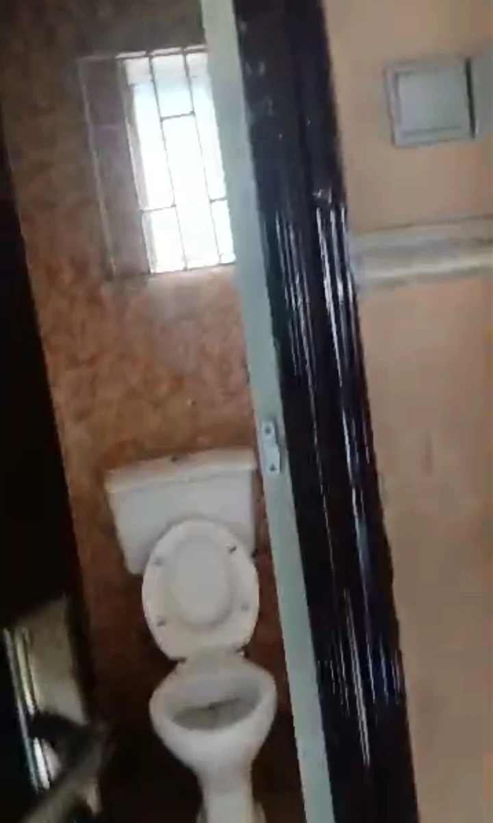 1 Bedroom Flat for Rent in Okuokoko, Delta - Image 1
