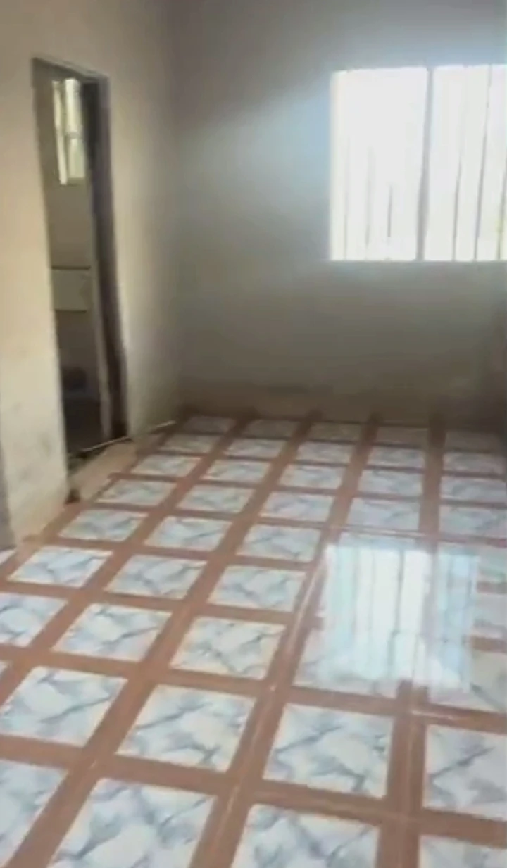 3 Bedroom Flat for Rent in Okuokoko, Delta - Image 3