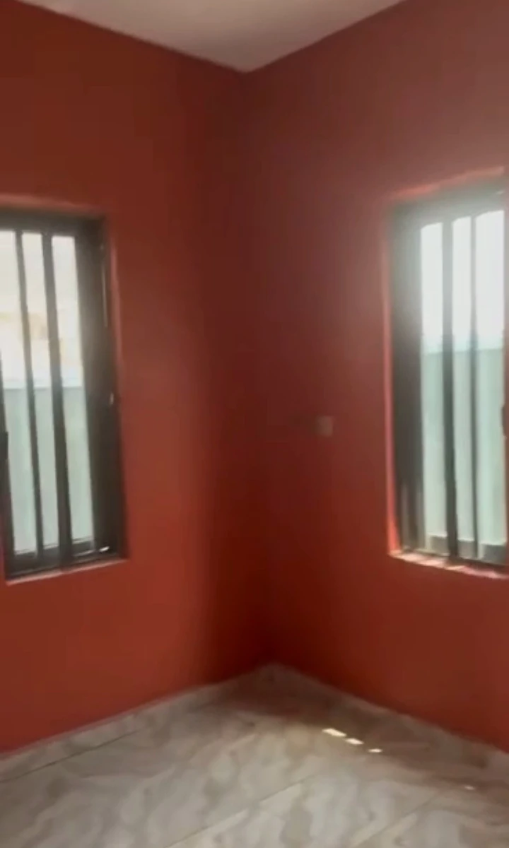 2 Bedroom Flat for Rent in Ugolo, Delta - Image 2