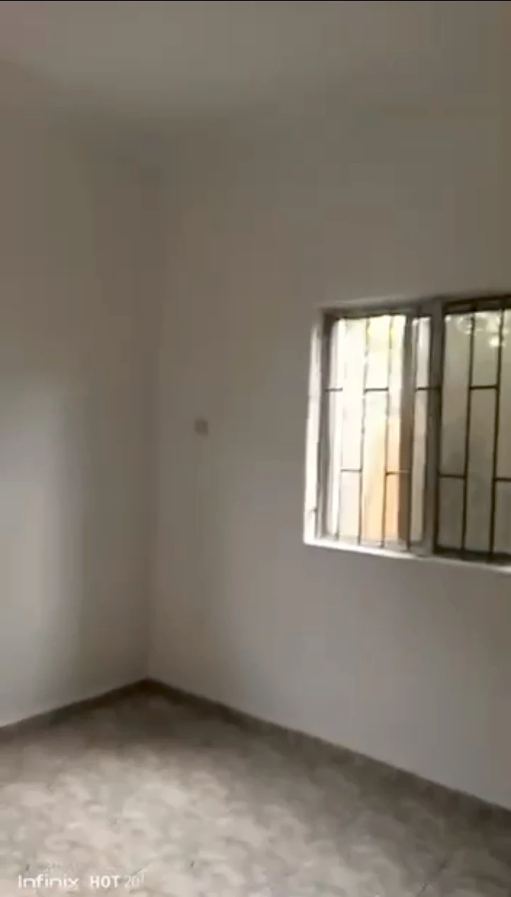 2 Bedroom Flat for Sale in Ugbomoro, Delta - Image 2
