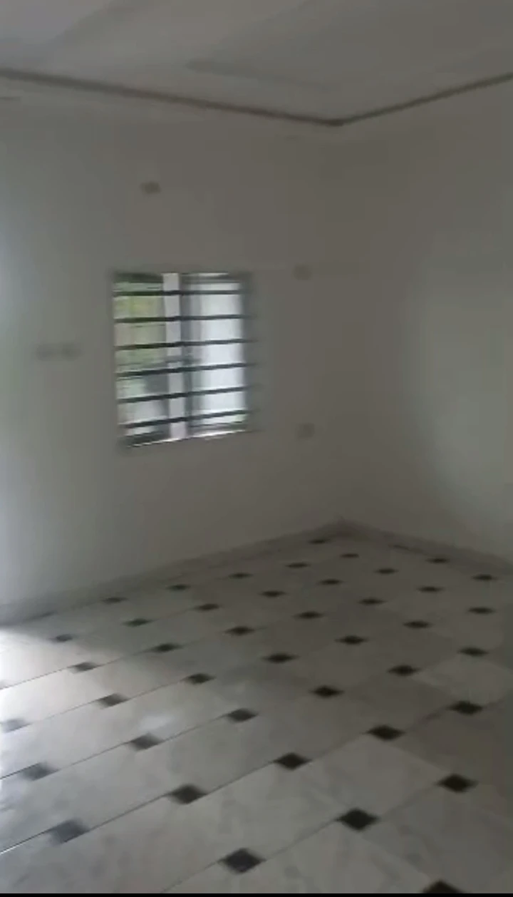 1 Bedroom Flat for Rent in Uwagba, Delta - Image 4