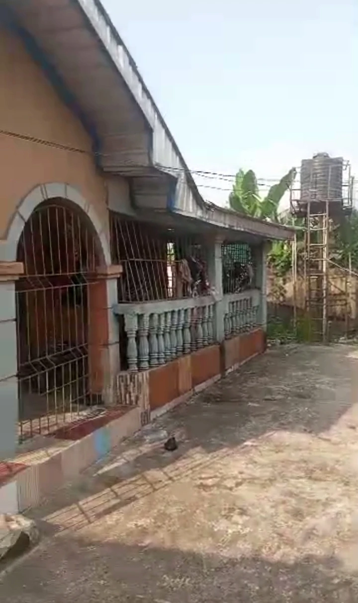 Bungalow for Sale in Jakpa road, Delta - Image 1