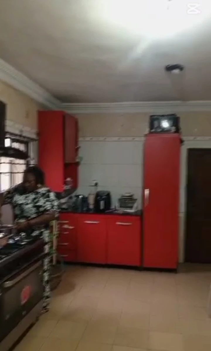 Duplex for Rent in Jakpa road, Delta - Image 3
