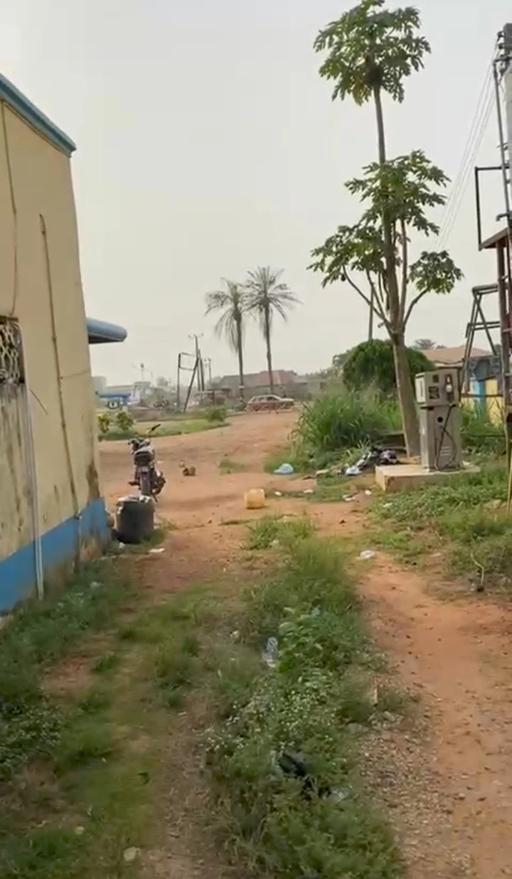 Land for Sale in Ekehuaw road, Edo - Image 1
