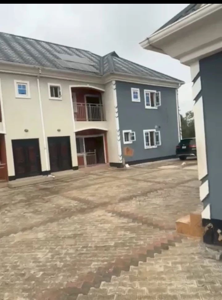3 Bedroom Flat for Sale in Ogunwenyin, Edo - Image 4