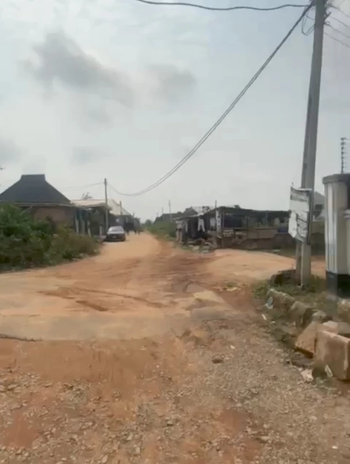 3 Bedroom Flat for Sale in Ogunwenyin, Edo - Image 3