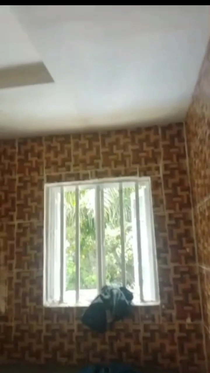 2 Bedroom Flat for Rent in Jakpa road, Delta - Image 2