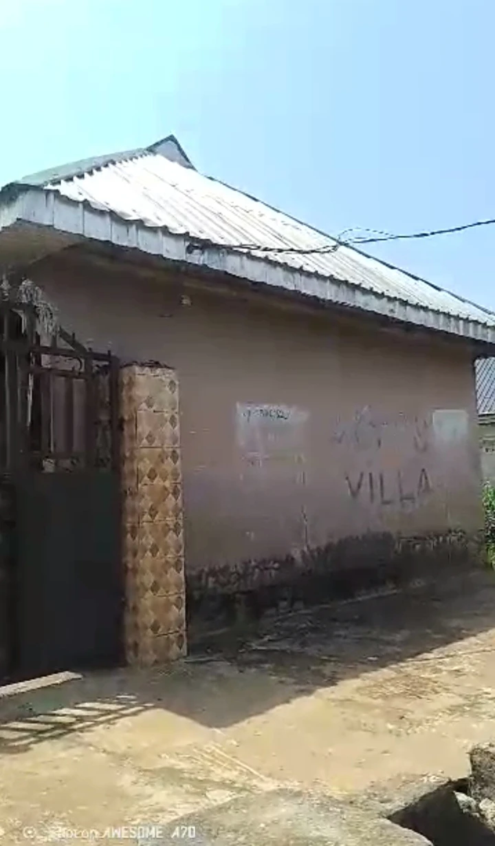 Hostel for Sale in Oghara, Delta - Image 3