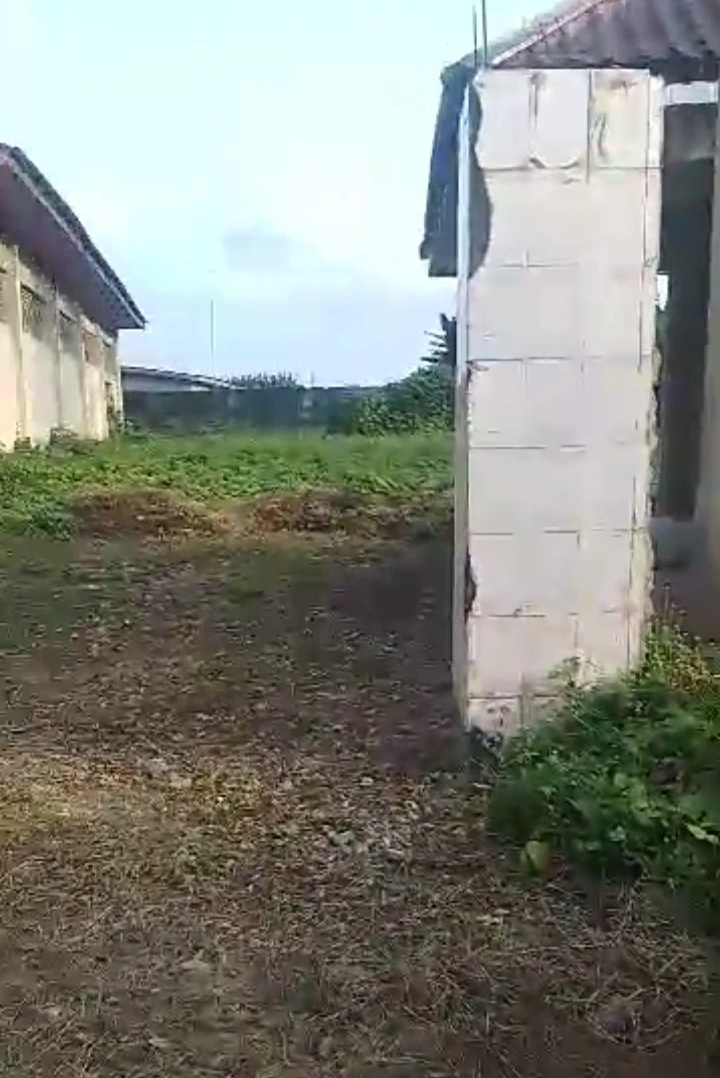 Land for Sale in commissioner road off jakpa, Delta - Image 3