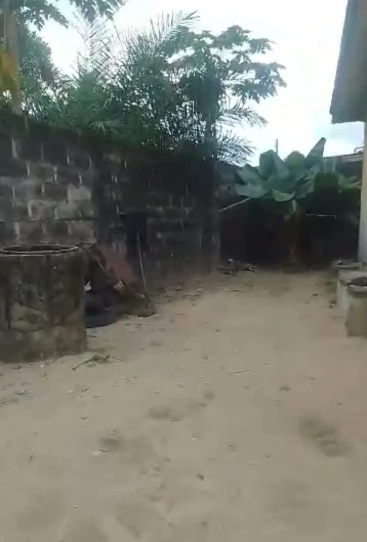 Bungalow for Sale in Jakpa road, Delta - Image 1