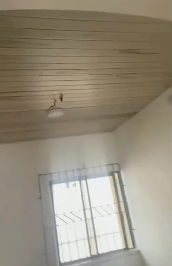 2 Bedroom Flat for Rent in Jefia road off pti, Delta - Image 2