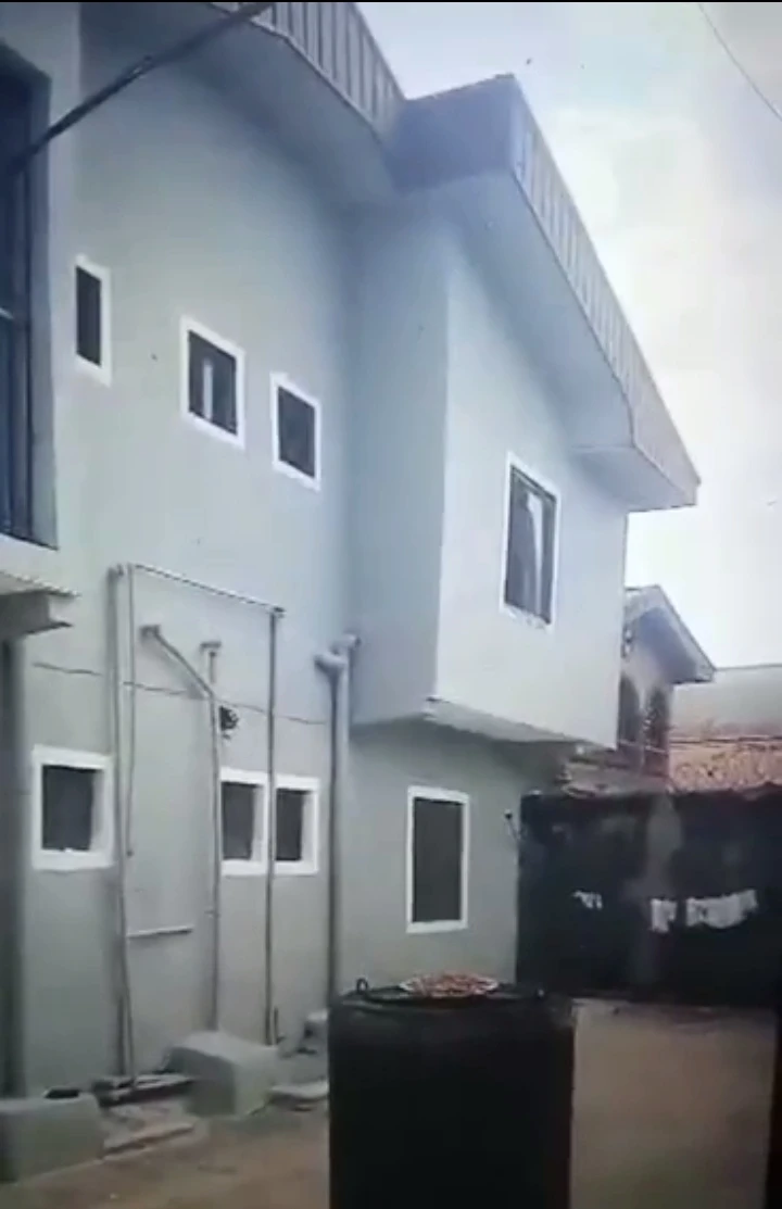 3 Bedroom Flat for Sale in Refinery road, Delta - Image 1