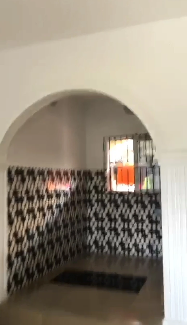 2 Bedroom Flat for Rent in Usieffuru, Delta - Image 1