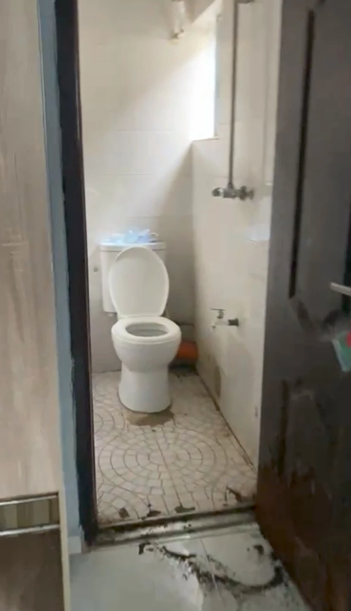 2 Bedroom Flat for Rent in Ugolo, Delta - Image 4