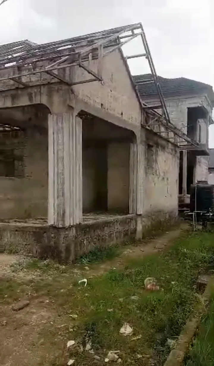 Uncompleted Building for Sale in Adesa Warri, Delta - Image 2
