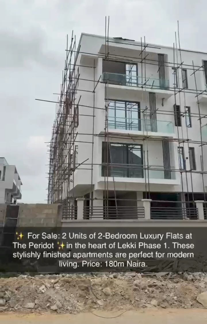 3 Bedroom Flat for Sale in Lekki phase 1, Lagos - Image 1