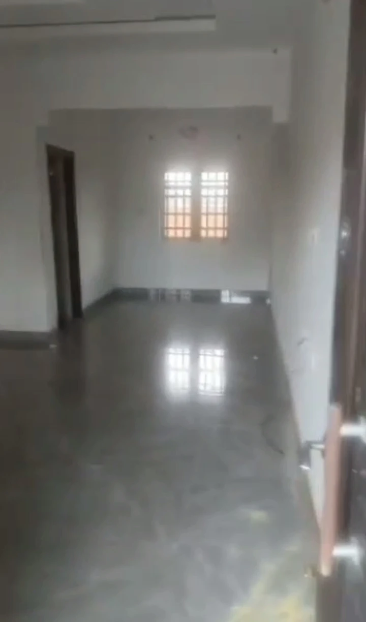 3 Bedroom Flat for Rent in Ogunwenyin, Edo - Image 2