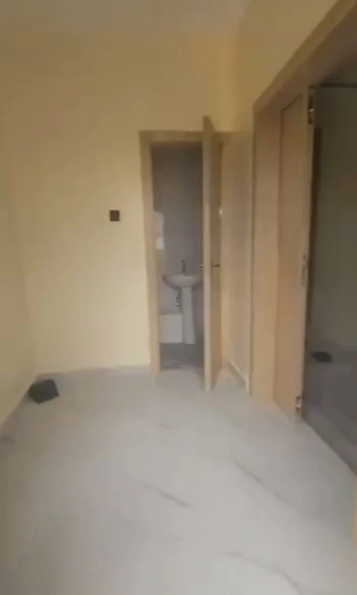 Duplex for Sale in Ogunwenyin, Edo - Image 3