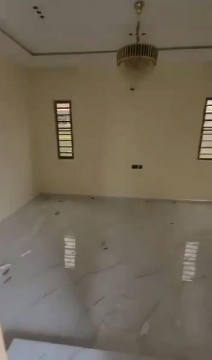 Duplex for Sale in Ogunwenyin, Edo - Image 2