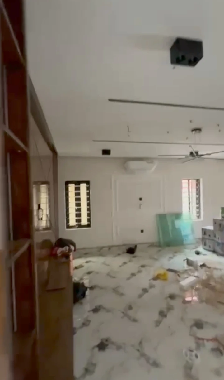 Duplex for Sale in Akhiobare, Edo - Image 4