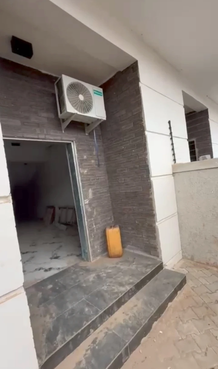 Duplex for Sale in Akhiobare, Edo - Image 2
