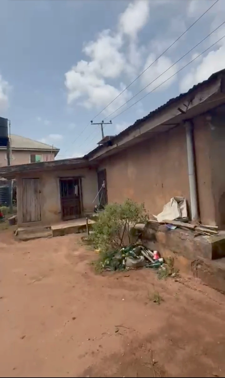 Land for Lease in Isihor, Edo - Image 2