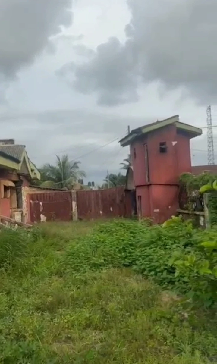 Bungalow for Sale in Ekehuaw road, Edo - Image 3