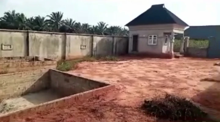 3 Bedroom Flat for Sale in Ulegun sapele bypass, Edo - Image 3