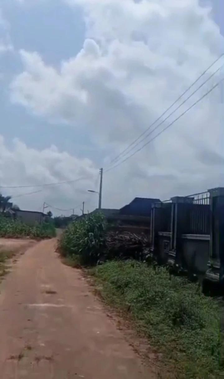 3 Bedroom Flat for Sale in Ulegun sapele bypass, Edo - Image 1