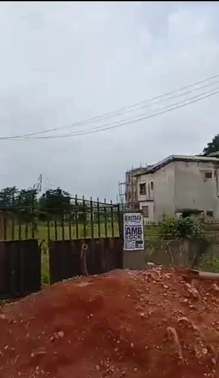 3 Bedroom Flat for Sale in Third East circular road Benin city, Edo - Image 1