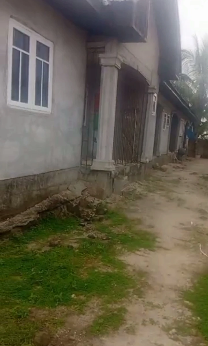 Bungalow for Sale in Adesa Warri, Delta - Image 1