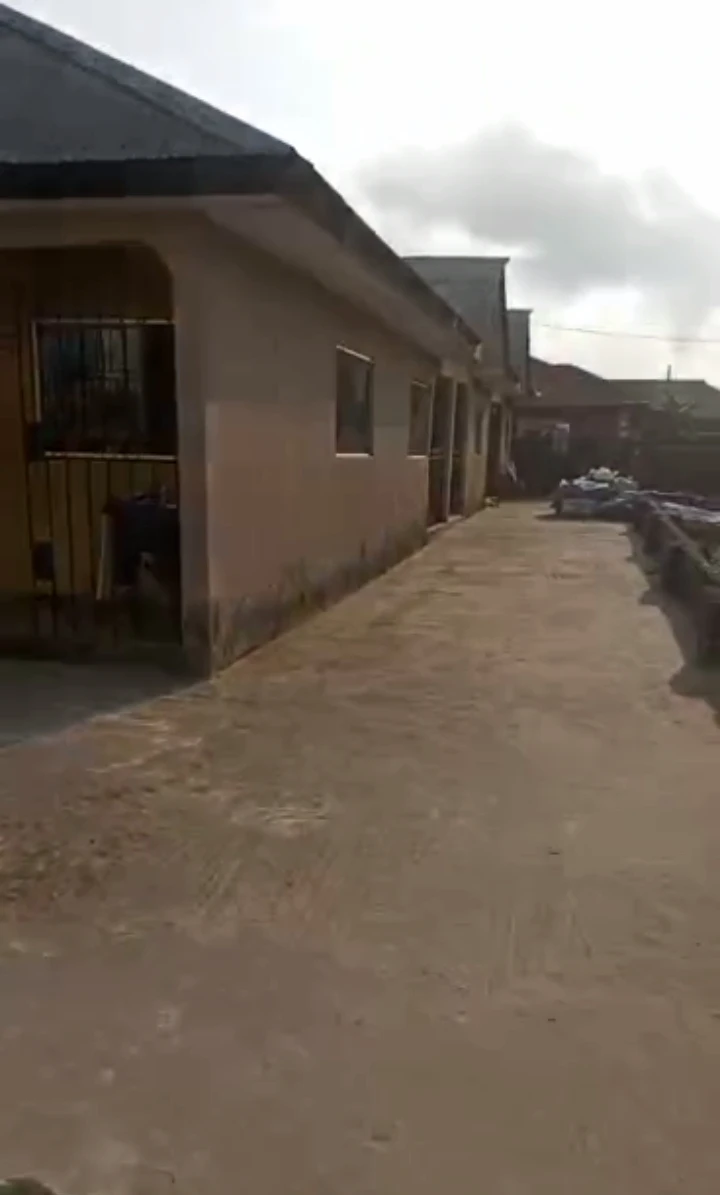 Bungalow for Sale in Agharho, Delta - Image 1