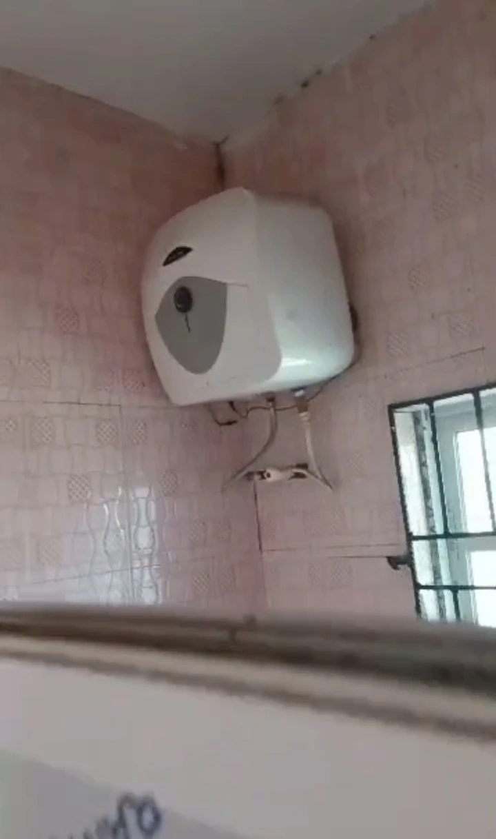 2 Bedroom Flat for Rent in UGHOTON, Delta - Image 3