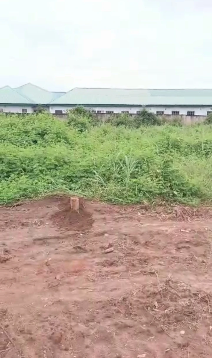 Land for Sale in Benin city, Edo - Image 1