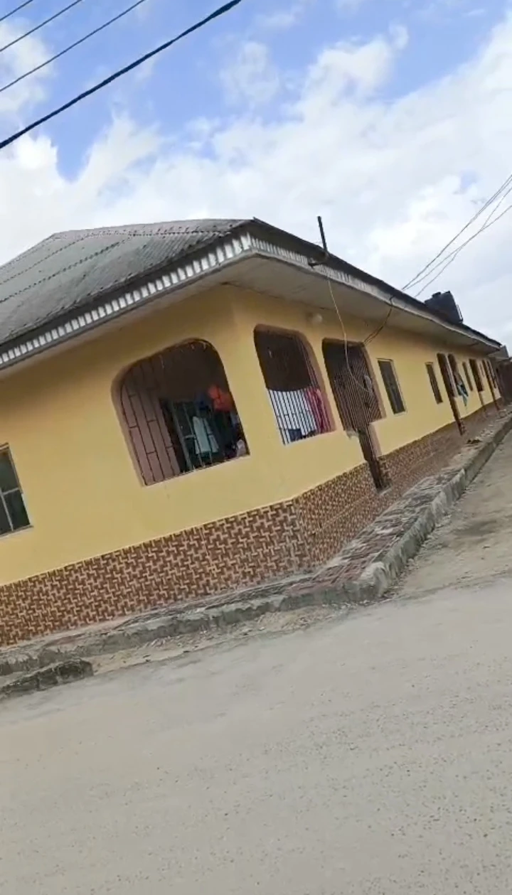 Bungalow for Sale in Onoharigho, Delta - Image 1