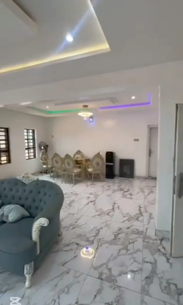 Duplex for Sale in Okhouromi, Edo - Image 3
