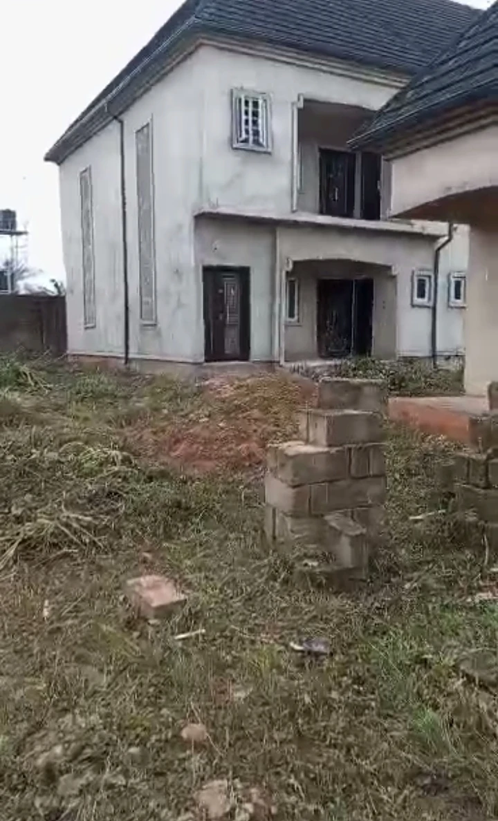 3 Bedroom Flat for Sale in Guobadia, Edo - Image 1