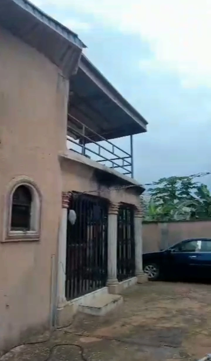 Bungalow for Sale in Limit road, Edo - Image 3