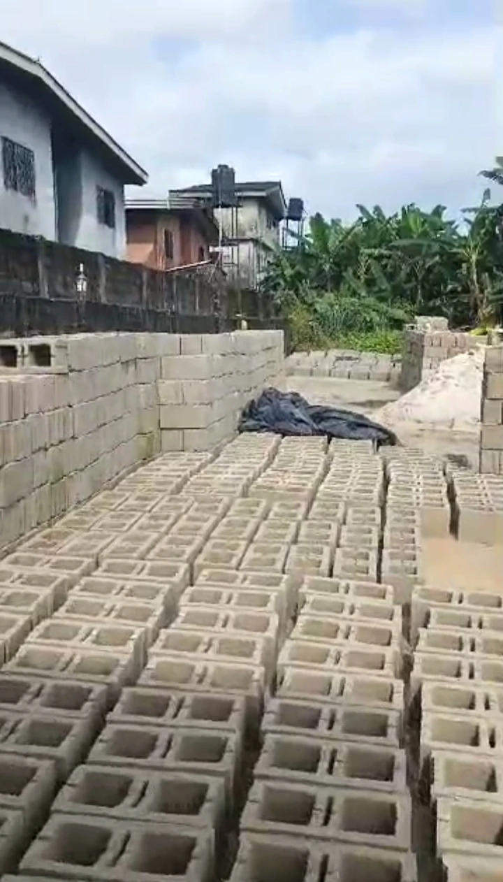 Land for Sale in Ovie palace jakpa, Delta - Image 2