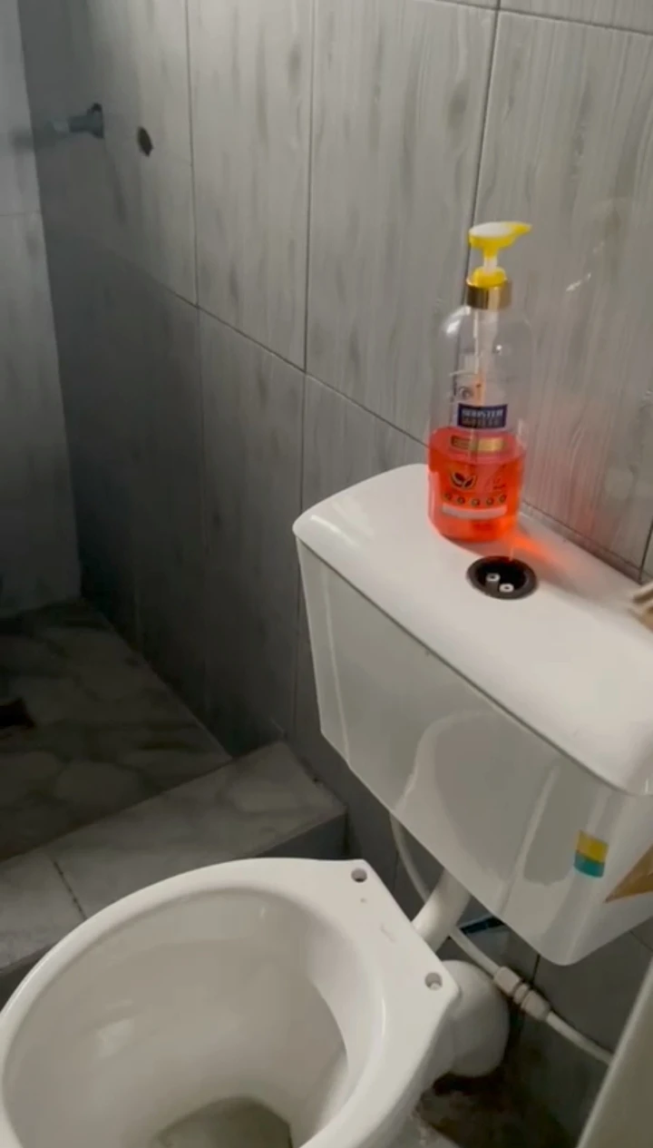 2 Bedroom Flat for Rent in Udu Warri, Delta - Image 4