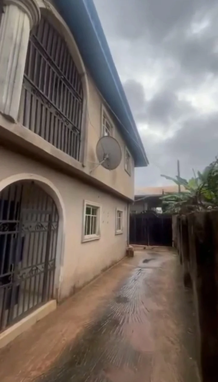 3 Bedroom Flat for Sale in Ugbowo, Edo - Image 2