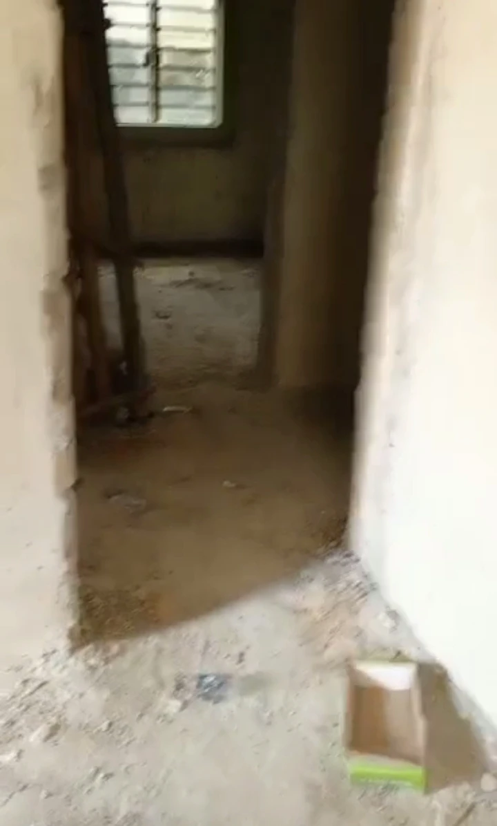 Uncompleted Building for Sale in Chalisco off NPA road Warri Delta state, Delta - Image 4