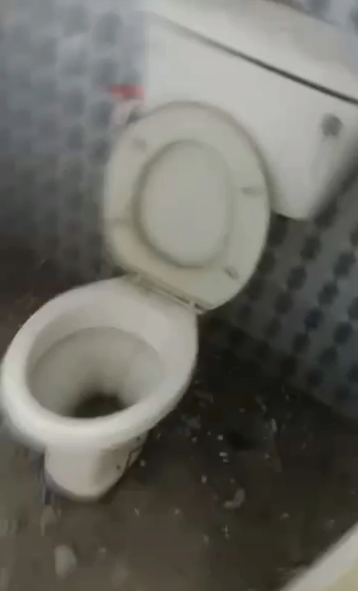 SelfContain for Rent in otokutu, Delta - Image 2