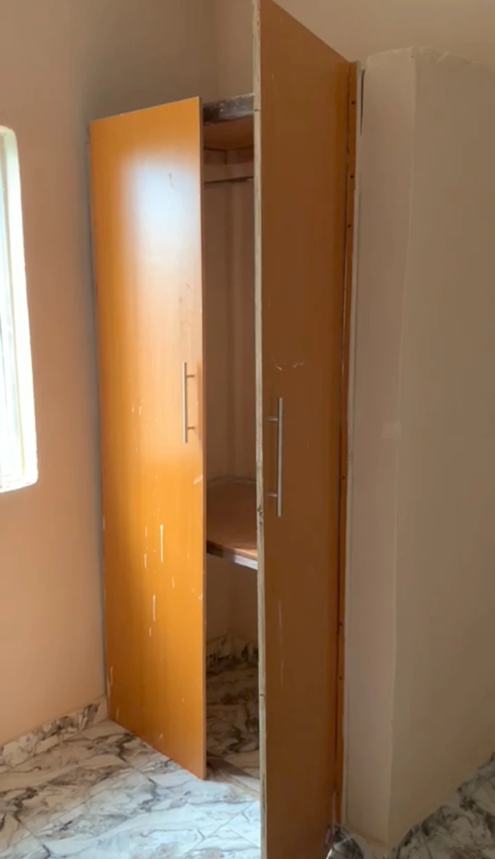 1 Bedroom Flat for Rent in Agharho, Delta - Image 3