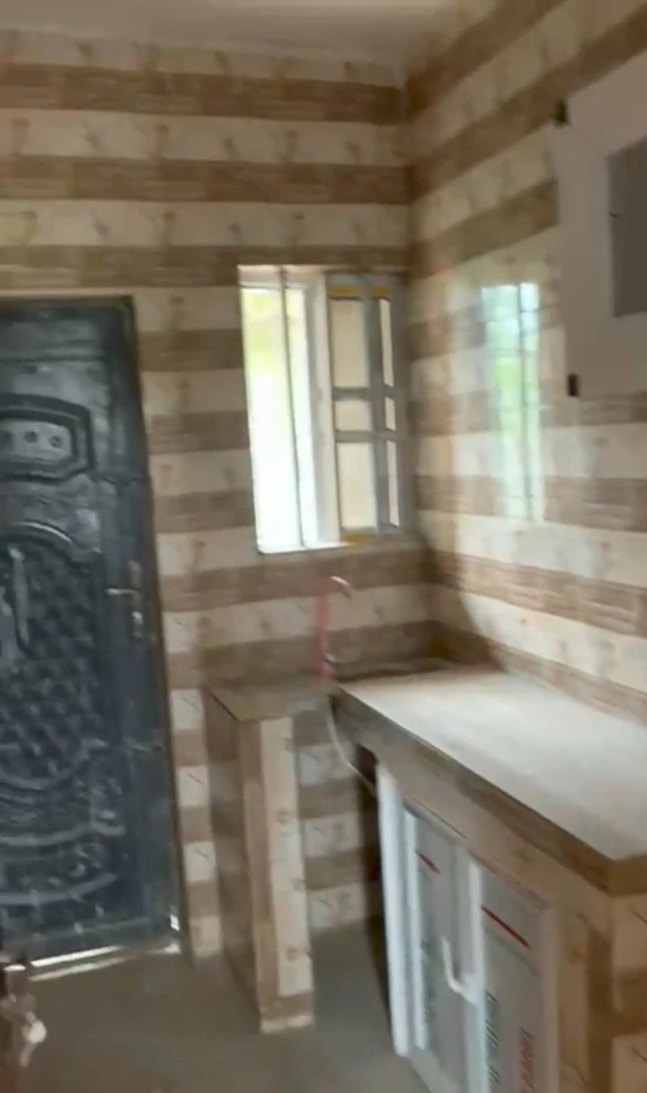 1 Bedroom Flat for Rent in Agharho, Delta - Image 1